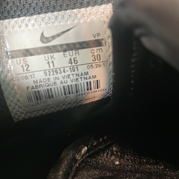 A1-Air Max 2 Uptempo 94 - Picture 9 of 15